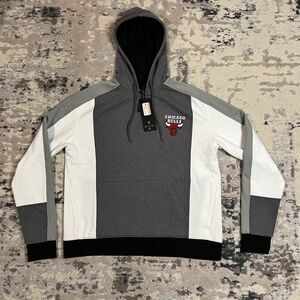 New Antigua NBA 1/4 Zip Hoodie Sz M Women Pullover Jacket Fleece Chicago Bulls